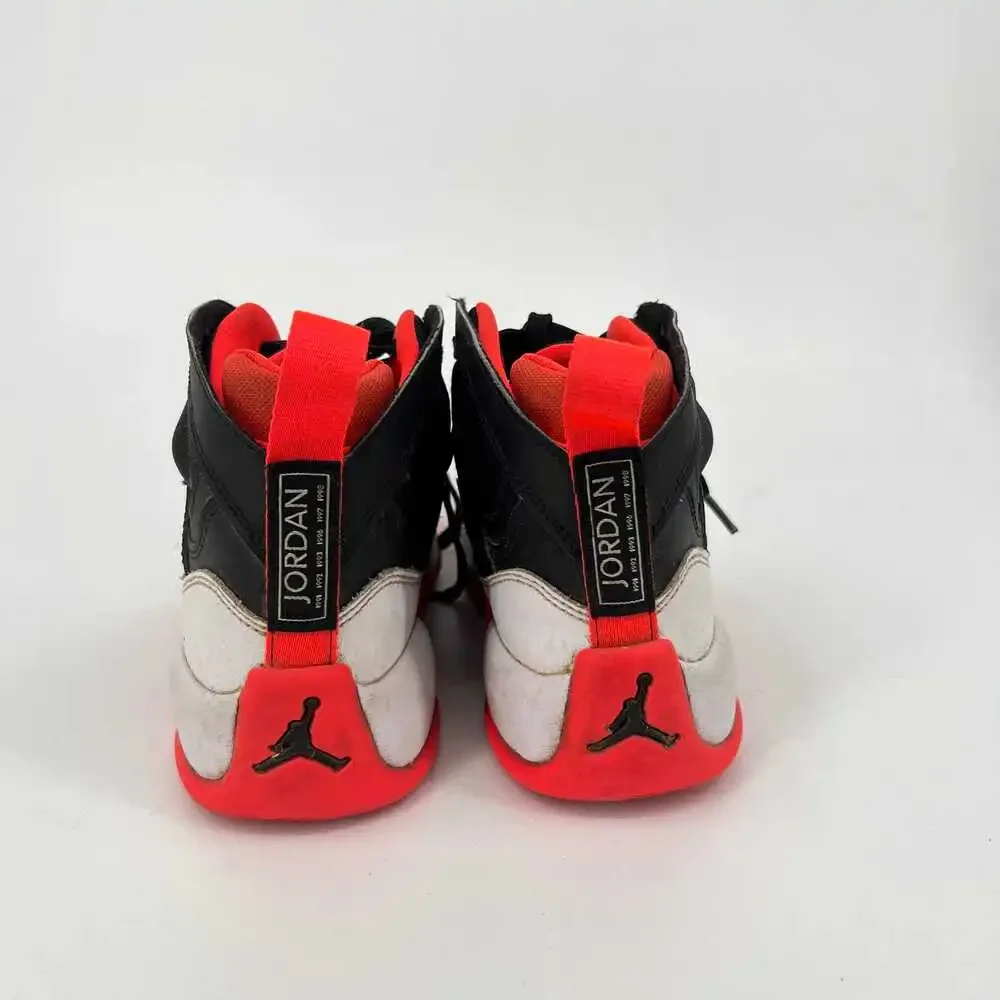 Jordan Orange/Black Synthetic Athletic Sneakers | Men's Size 6